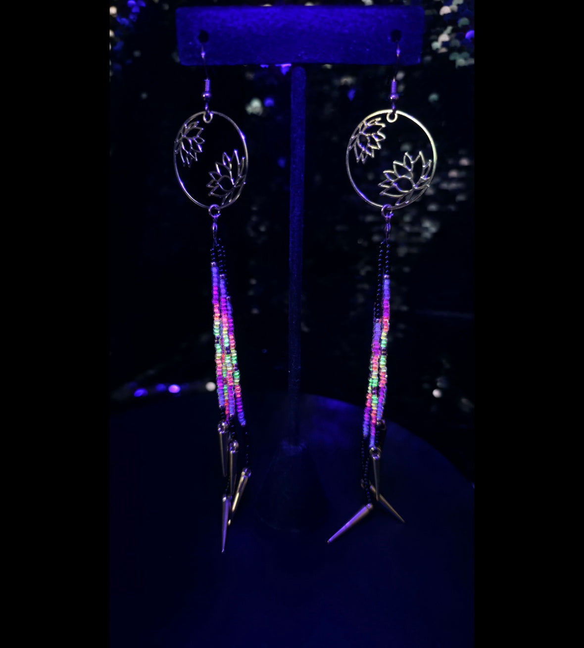 Black/gold neon sunset lotus