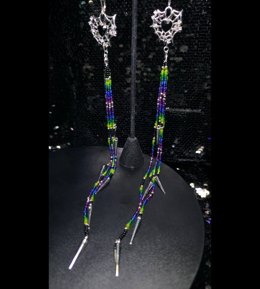 Aurora Borelis Gunmetal Spiderweb Heart